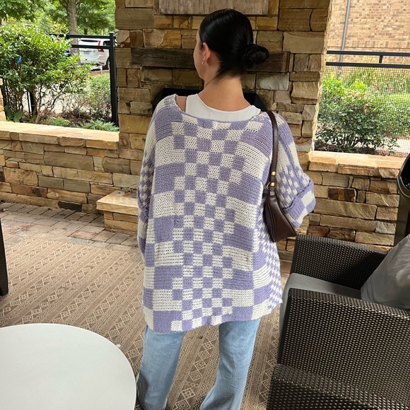 Oversized Chunky Knit Checkered Cardigan - Picture 4 of 4
